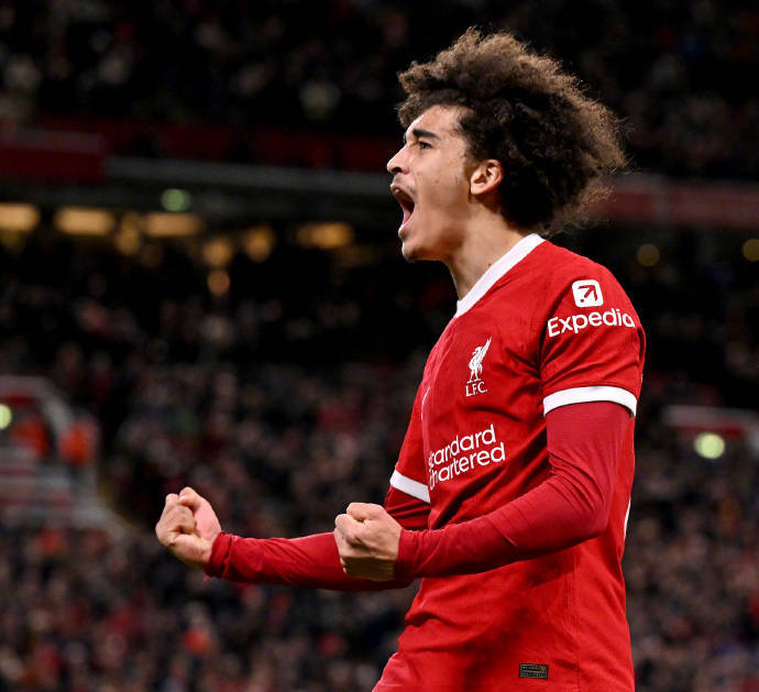 南安普敦客场大胜，保持不败纪录