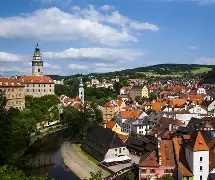 包含捷克球队惊险小胜，奥地利豪门停留八强的词条